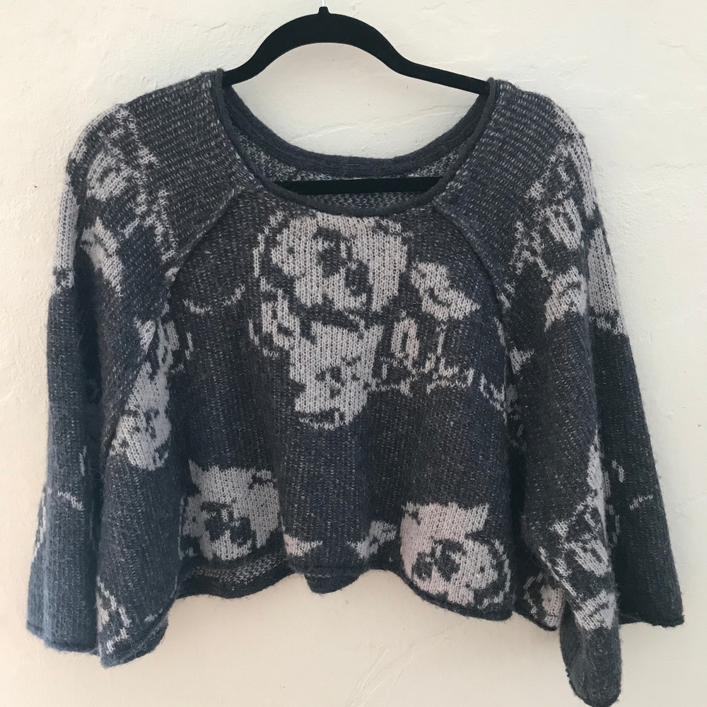 Oversized FREE PEOPLE Cropped Sweater Boho